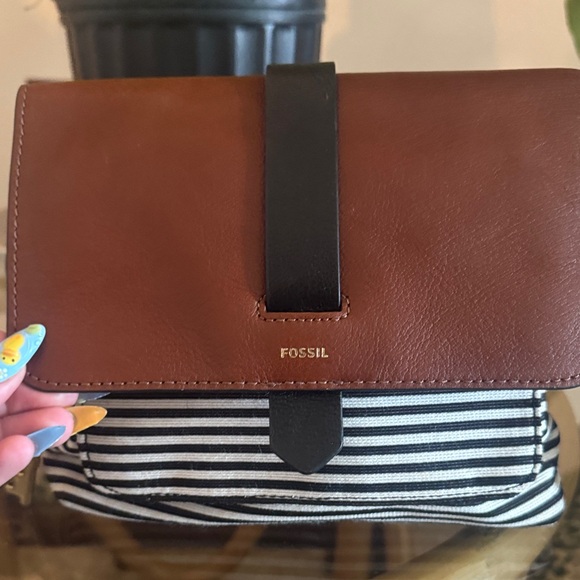 Fossil Tan and Black Striped Messenger Bag - Picture 2 of 6